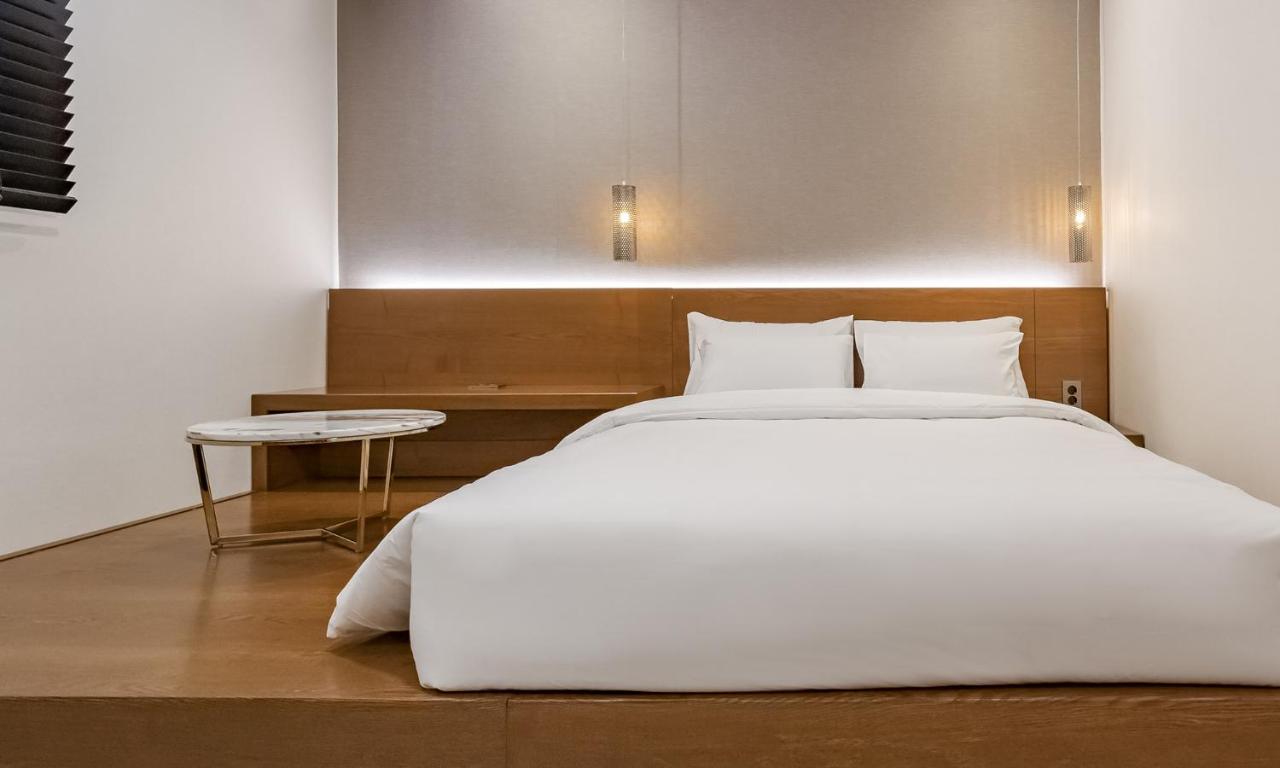 Stubborn Hotel Кодже Экстерьер фото