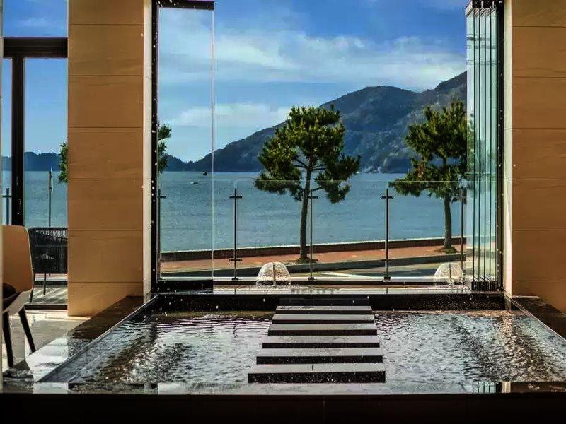 Stubborn Hotel Кодже Экстерьер фото
