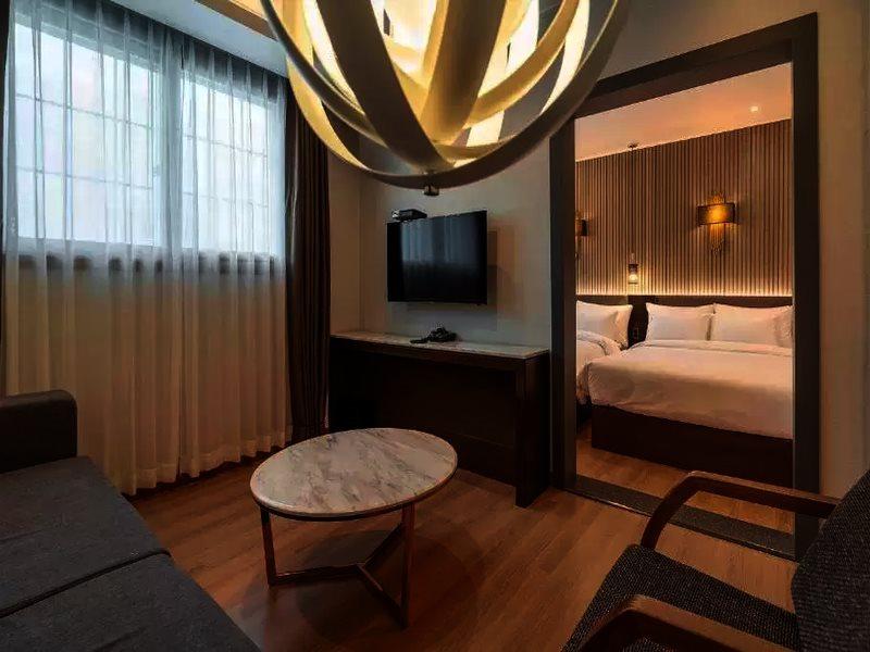 Stubborn Hotel Кодже Экстерьер фото